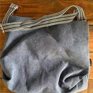 Chic Gray Shoulder Bag with Patterned Strap